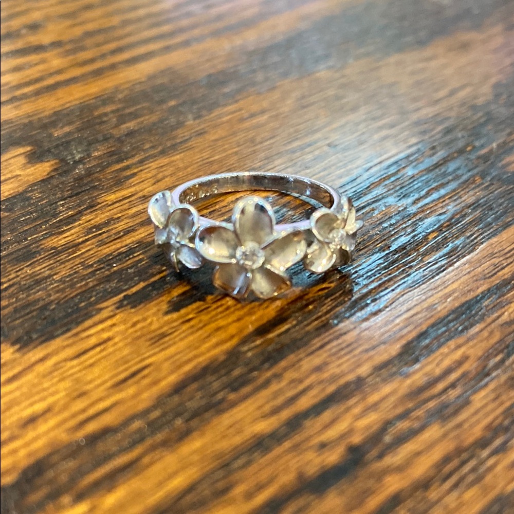EUC Sterling Silver Floral Ring - Picture 3 of 6